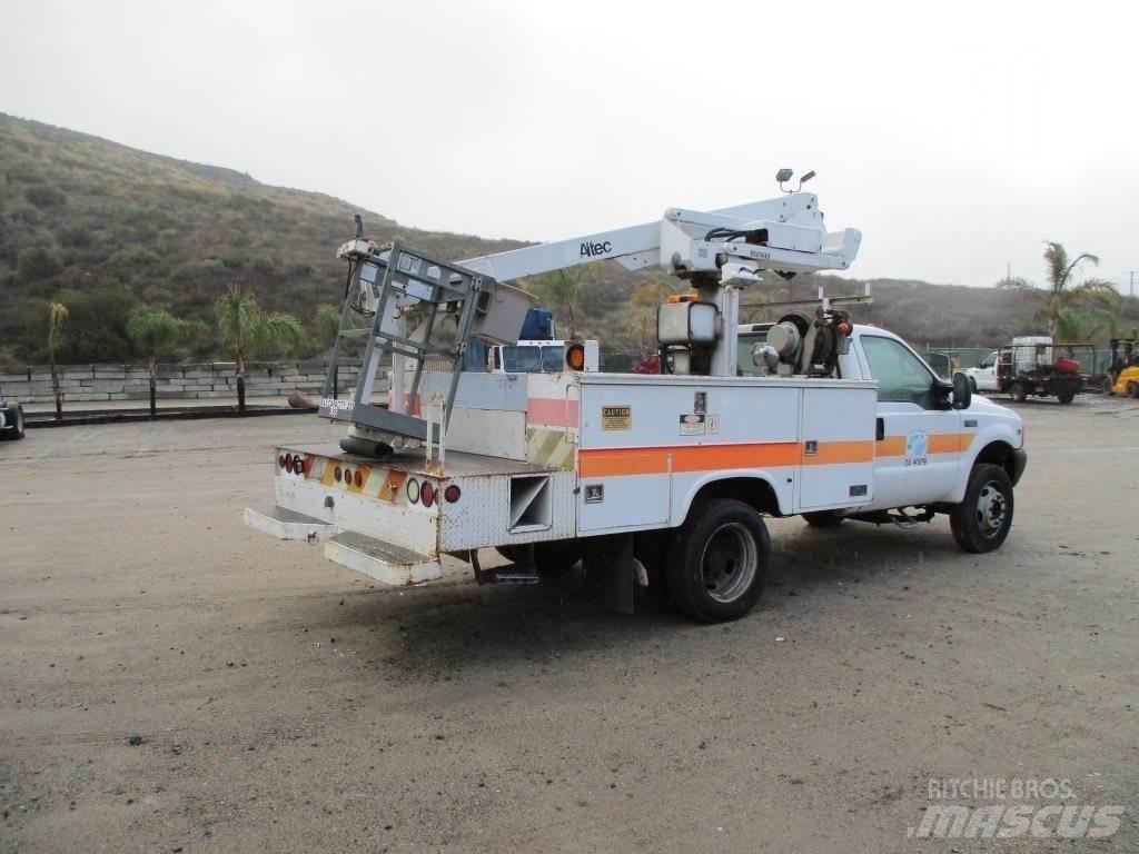 Ford F-550 Pacēlāji uz automašīnas bāzes