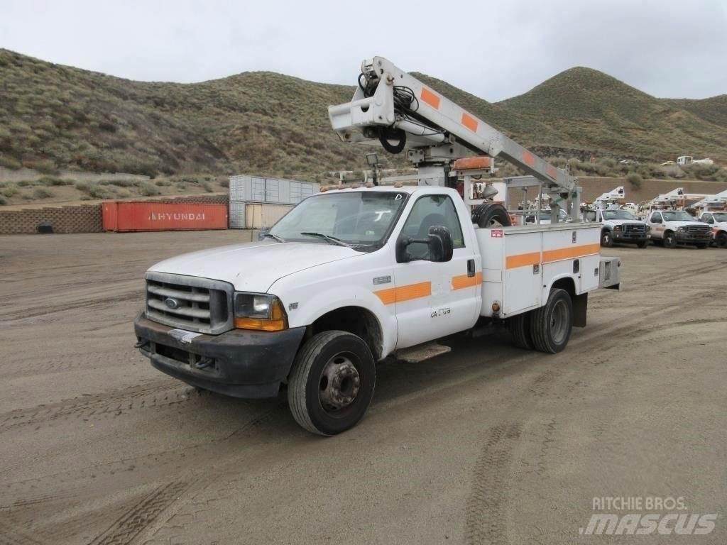 Ford F-550 Pacēlāji uz automašīnas bāzes