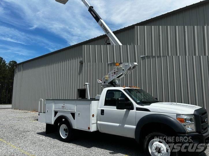 Ford F-550 Pacēlāji uz automašīnas bāzes