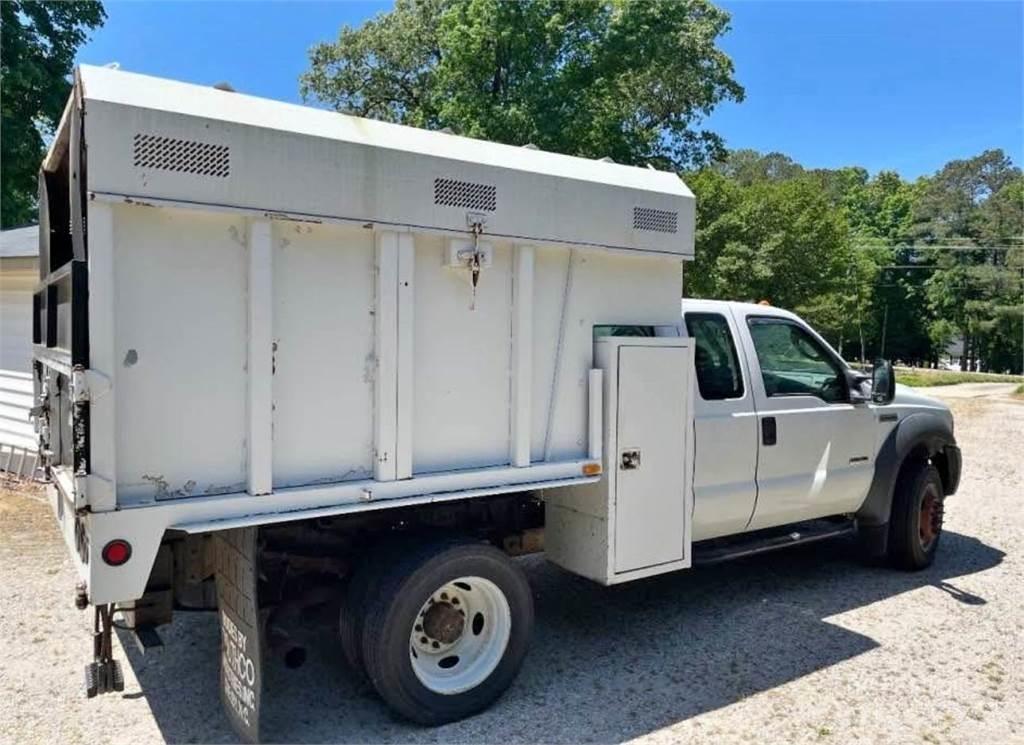 Ford F-550 Koka skaidu vedēji