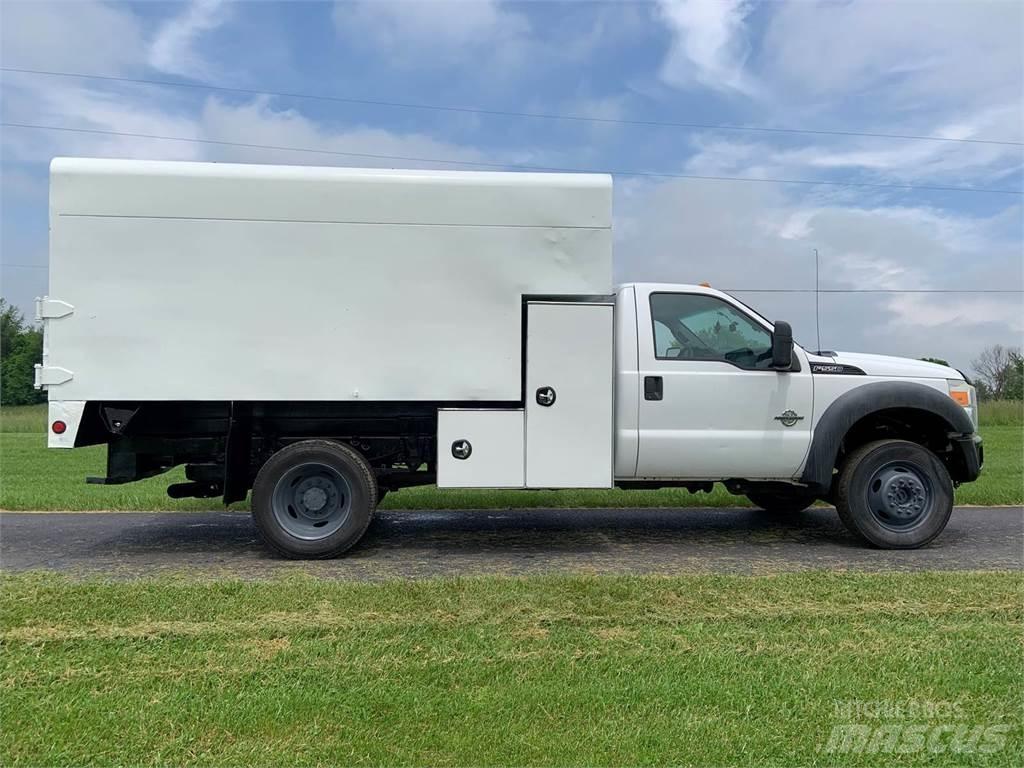 Ford F-550 Koka skaidu vedēji