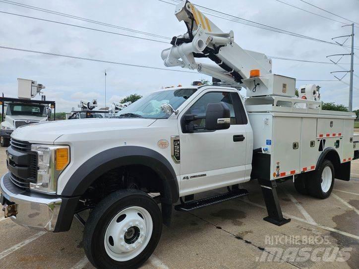 Ford F-550 Pacēlāji uz automašīnas bāzes