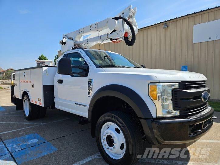 Ford F-550 Pacēlāji uz automašīnas bāzes