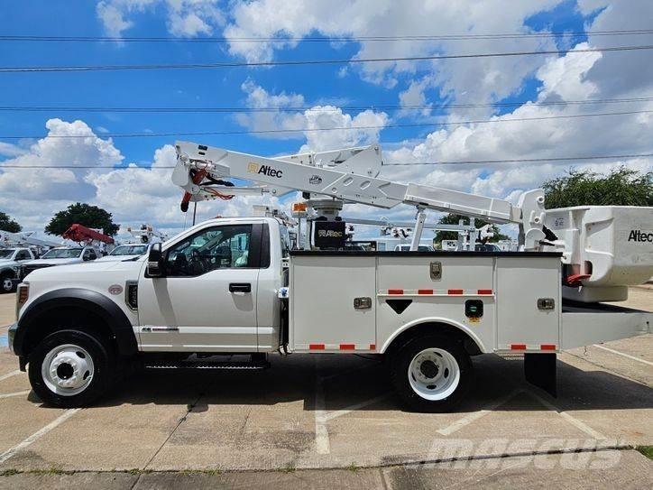 Ford F-550 Pacēlāji uz automašīnas bāzes