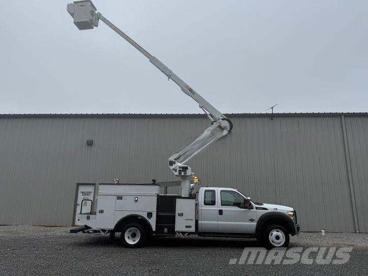 Ford F-550 Pacēlāji uz automašīnas bāzes