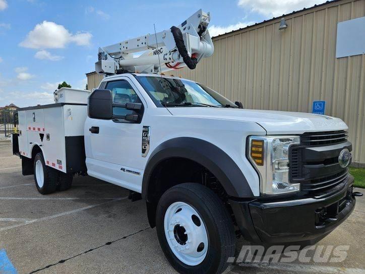 Ford F-550 Pacēlāji uz automašīnas bāzes