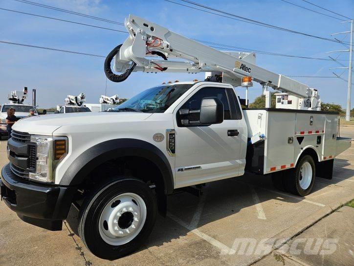 Ford F-550 Pacēlāji uz automašīnas bāzes