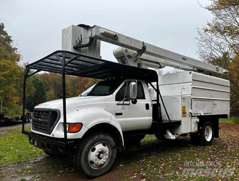 Ford F-750 Pacēlāji uz automašīnas bāzes