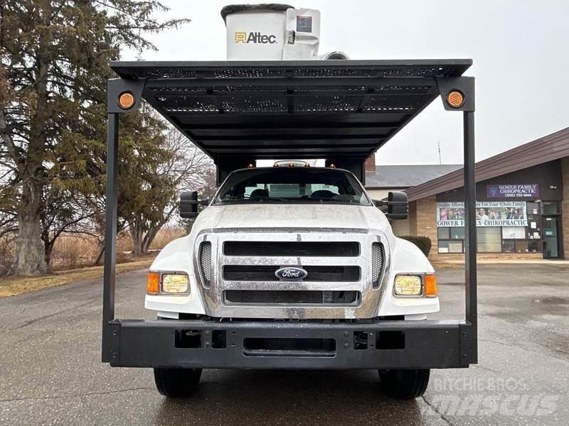 Ford F-750 Pacēlāji uz automašīnas bāzes