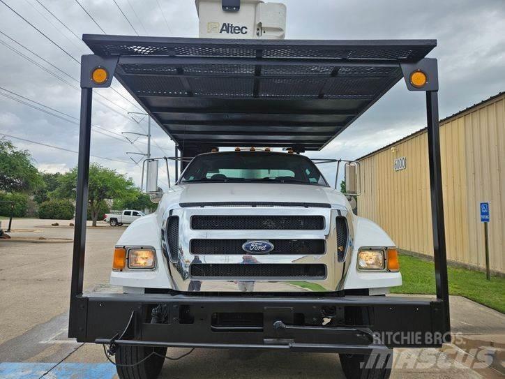 Ford F-750 Pacēlāji uz automašīnas bāzes