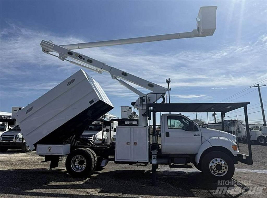 Ford F-750 Pacēlāji uz automašīnas bāzes