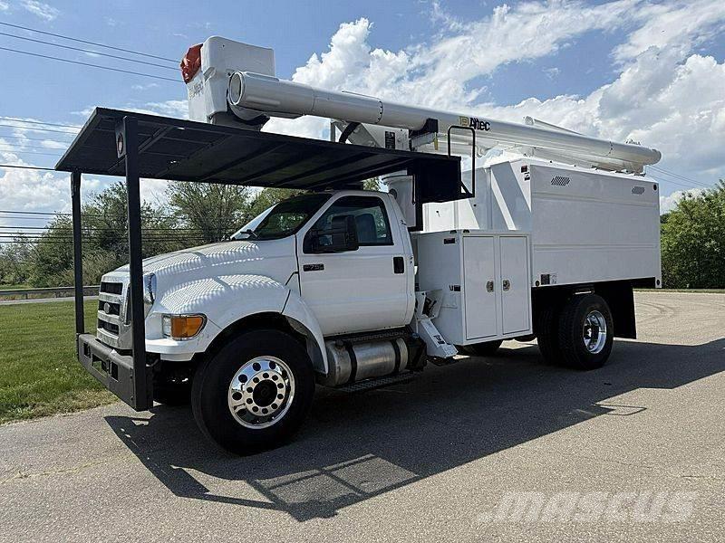 Ford F-750 Pacēlāji uz automašīnas bāzes