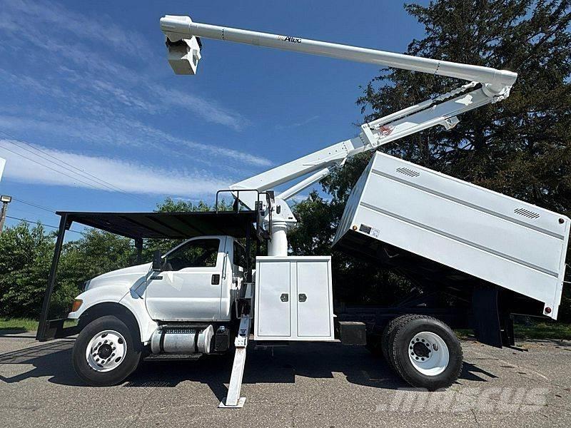 Ford F-750 Pacēlāji uz automašīnas bāzes