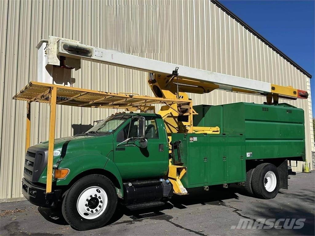 Ford F-750 Pacēlāji uz automašīnas bāzes