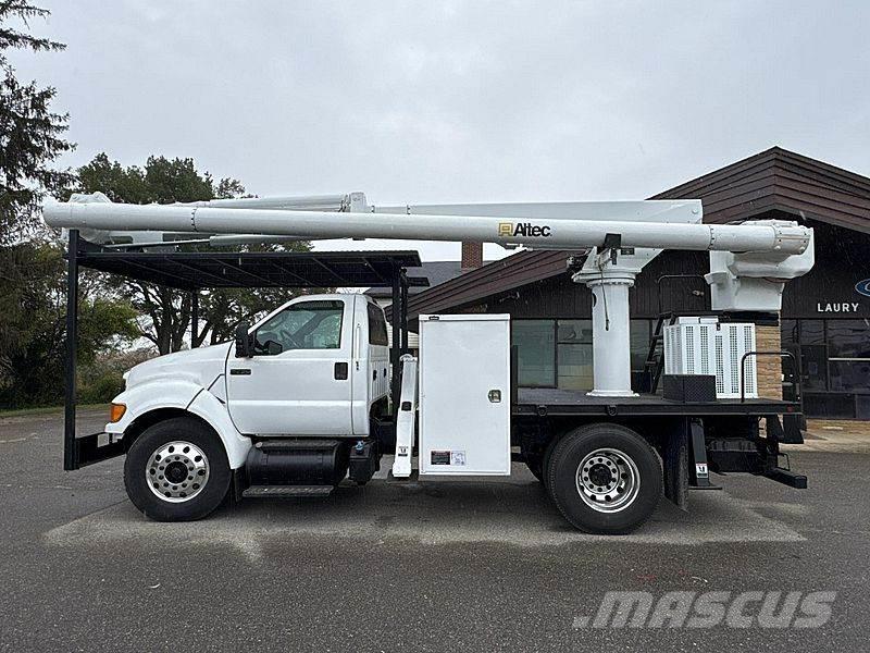 Ford F-750 Pacēlāji uz automašīnas bāzes