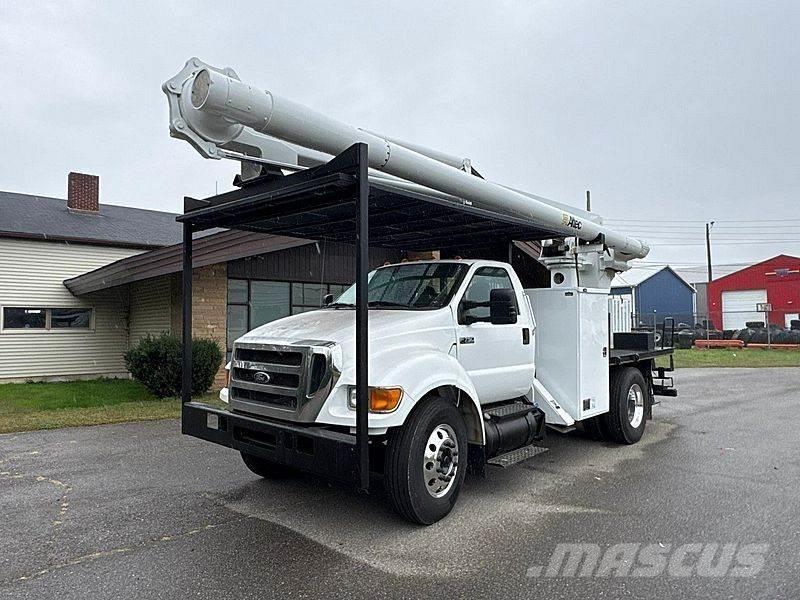 Ford F-750 Pacēlāji uz automašīnas bāzes