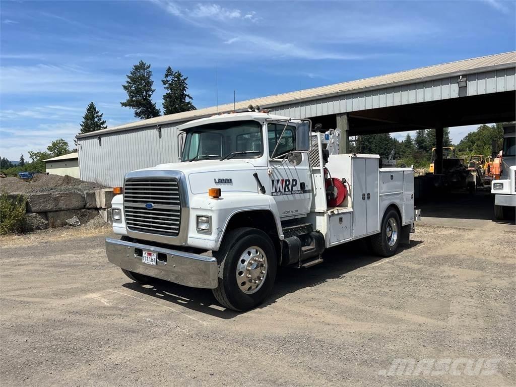 Ford L8000 Pilsētas atkritumvedēji