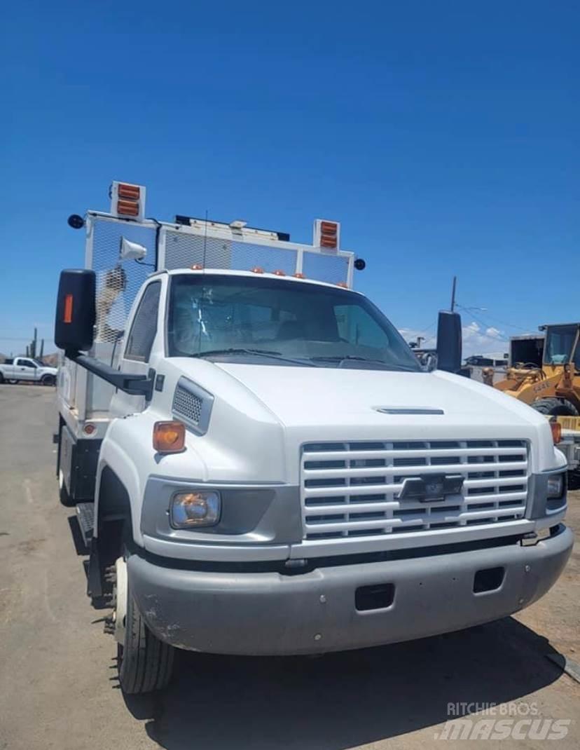 GMC 5500 Smagās mašīnas ar celtni