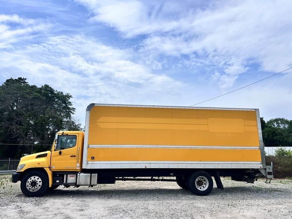 Hino 268A Furgons