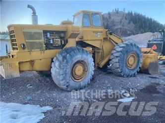 Hough H120 Iekrāvēji uz riteņiem