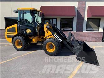 JCB 407B Iekrāvēji uz riteņiem