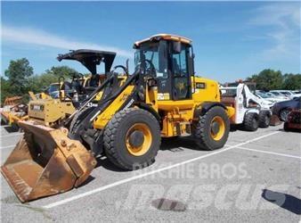 JCB 416 HT Iekrāvēji uz riteņiem