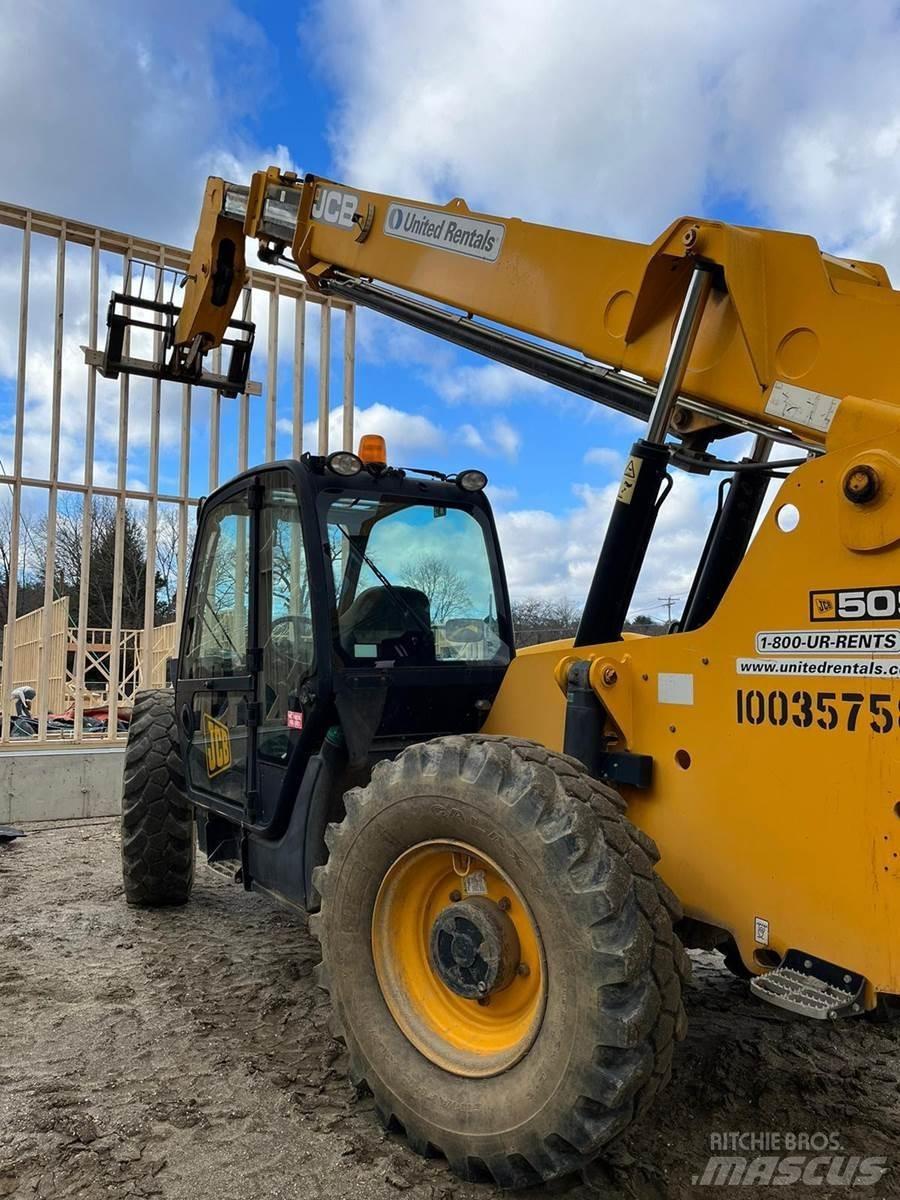 JCB 509-42 Teleskopiskie manipulatori
