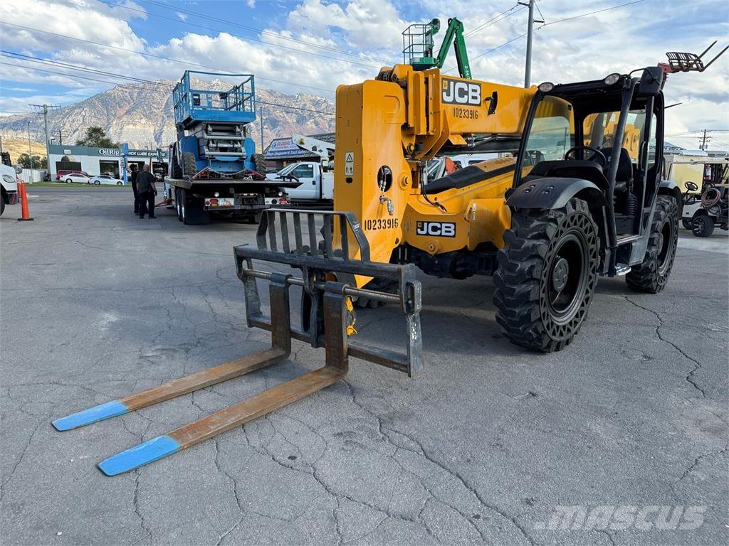 JCB 509-42 Teleskopiskie manipulatori