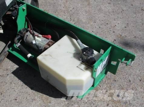 JLG 1932R Šķerveida pacēlāji