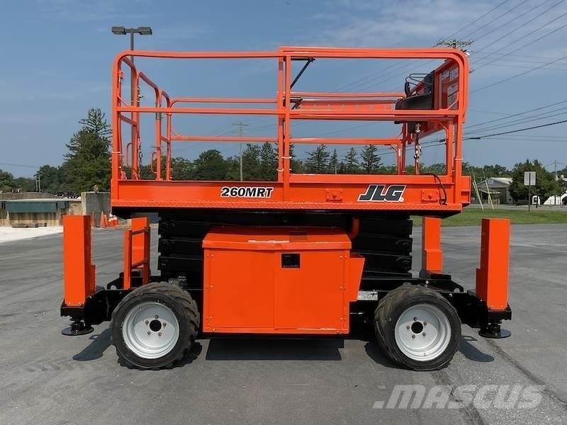 JLG 260MRT Šķerveida pacēlāji