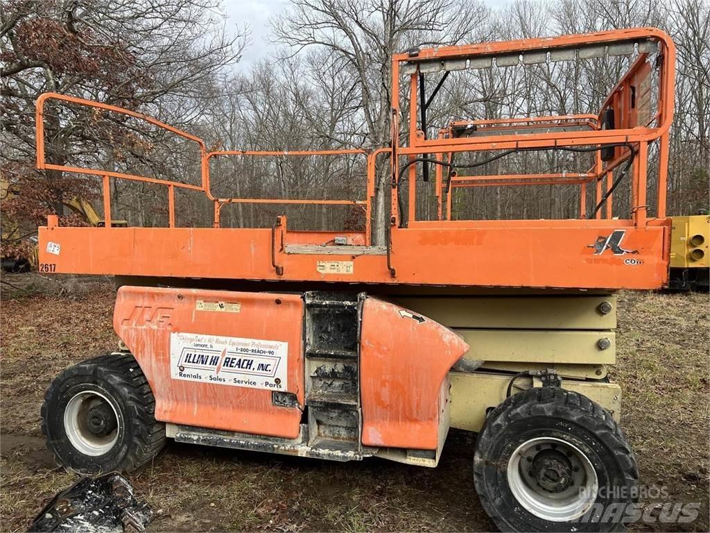 JLG 3394RT Šķerveida pacēlāji