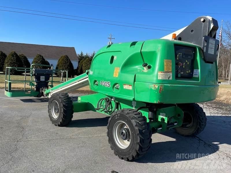 JLG 400S Teleskopiskie pacēlāji