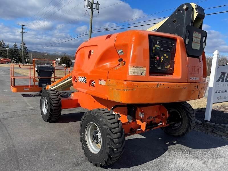 JLG 400S Teleskopiskie pacēlāji