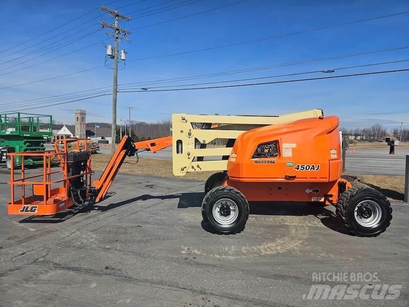 JLG 450AJ Citi pacēlāji un platformas