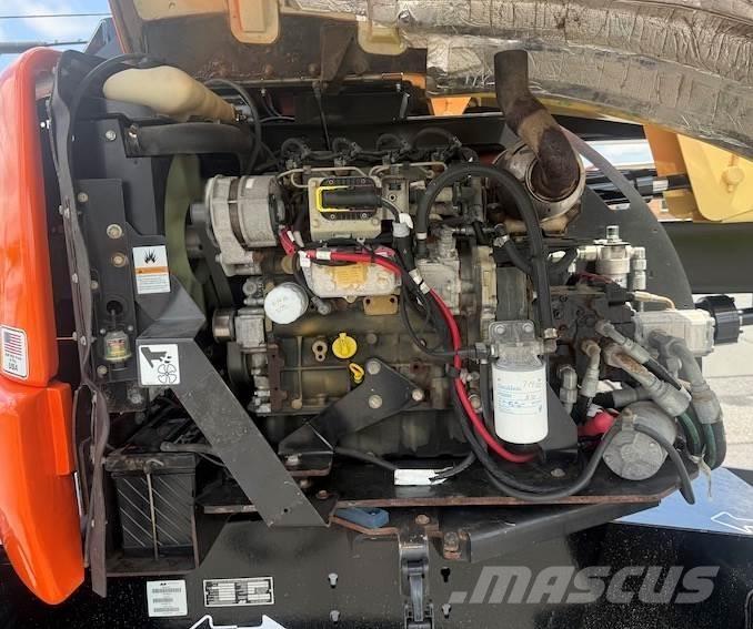 JLG 450AJ Citi pacēlāji un platformas