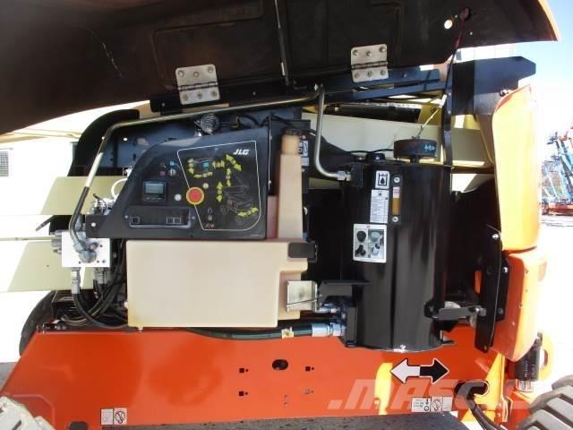 JLG 450AJ Citi pacēlāji un platformas