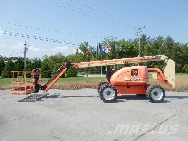 JLG 600AJ Citi pacēlāji un platformas