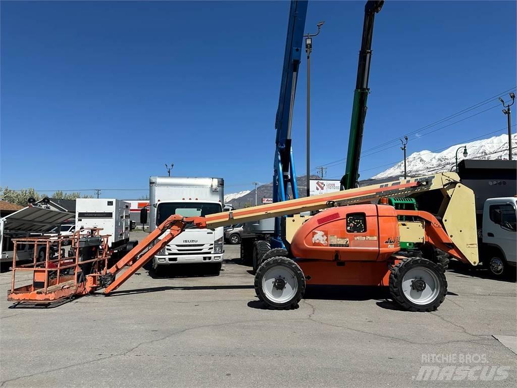 JLG 600AJ Teleskopiskie pacēlāji