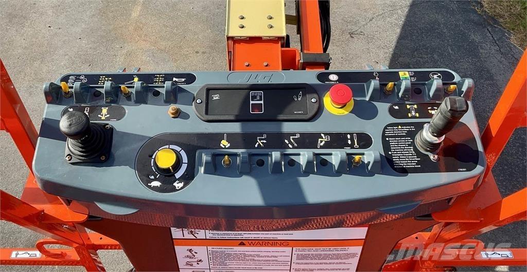 JLG 600S Citi pacēlāji un platformas