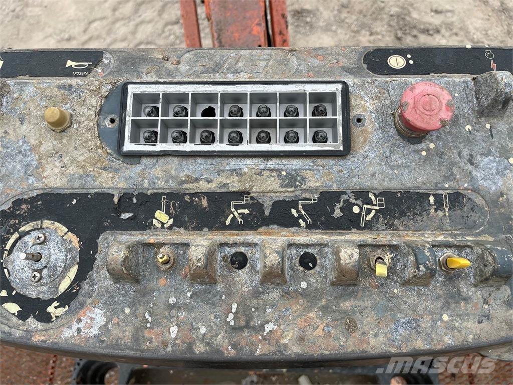 JLG 660SJ Citi pacēlāji un platformas