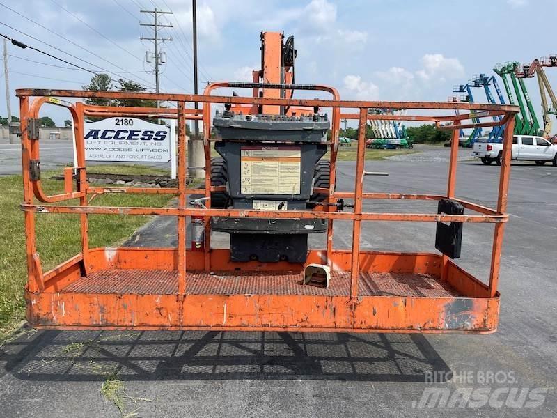 JLG 800AJ Citi pacēlāji un platformas