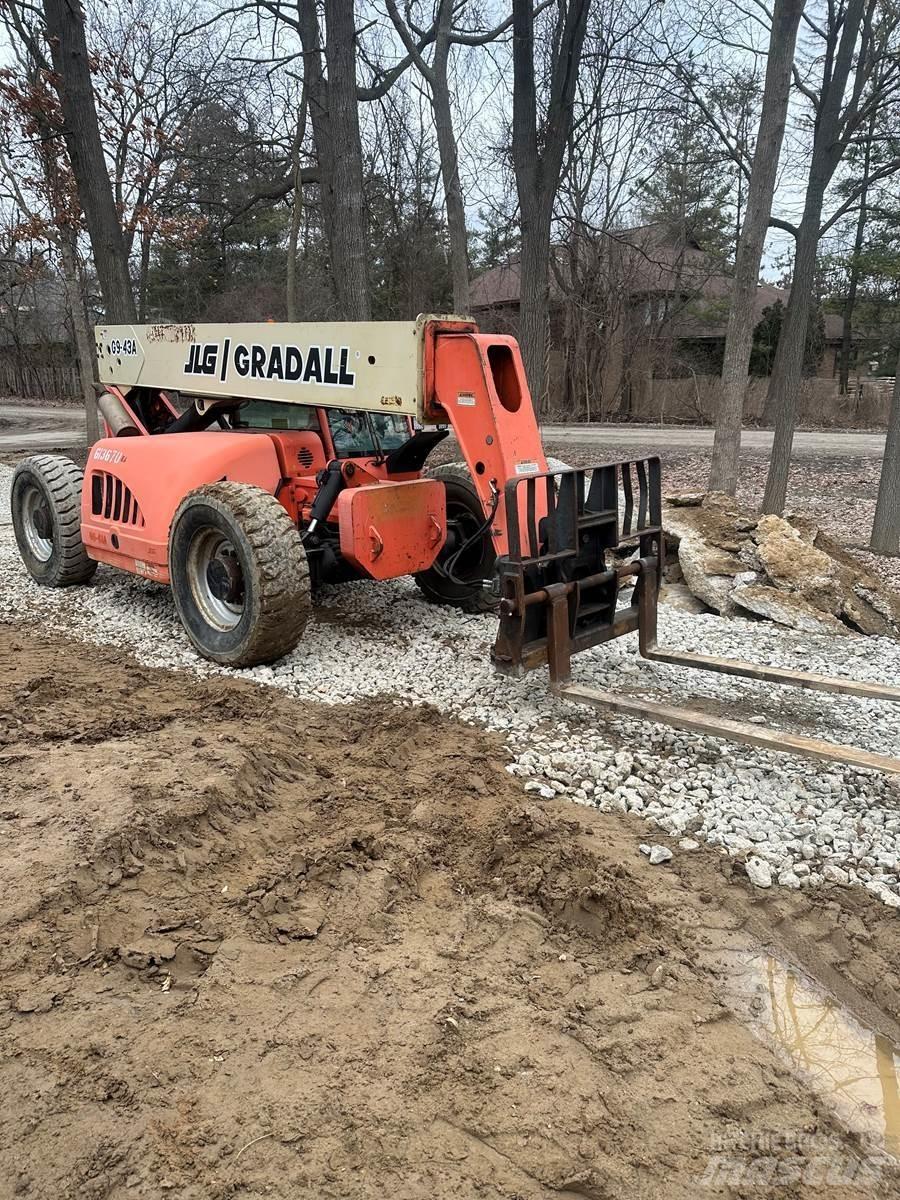 JLG G9-43A Teleskopiskie manipulatori