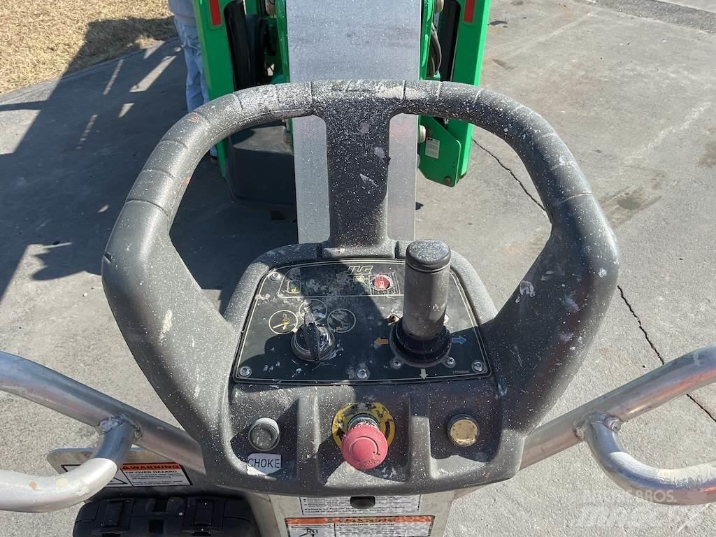JLG T500J Pacēlājplatformas - piekabes
