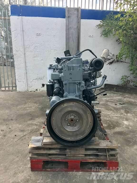 Mack E7 Dzinēji