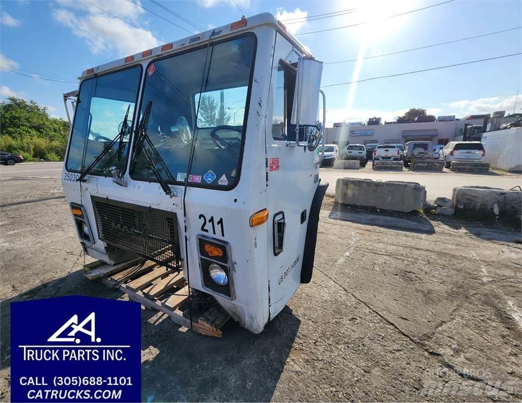 Mack LE613 Transports- Citi