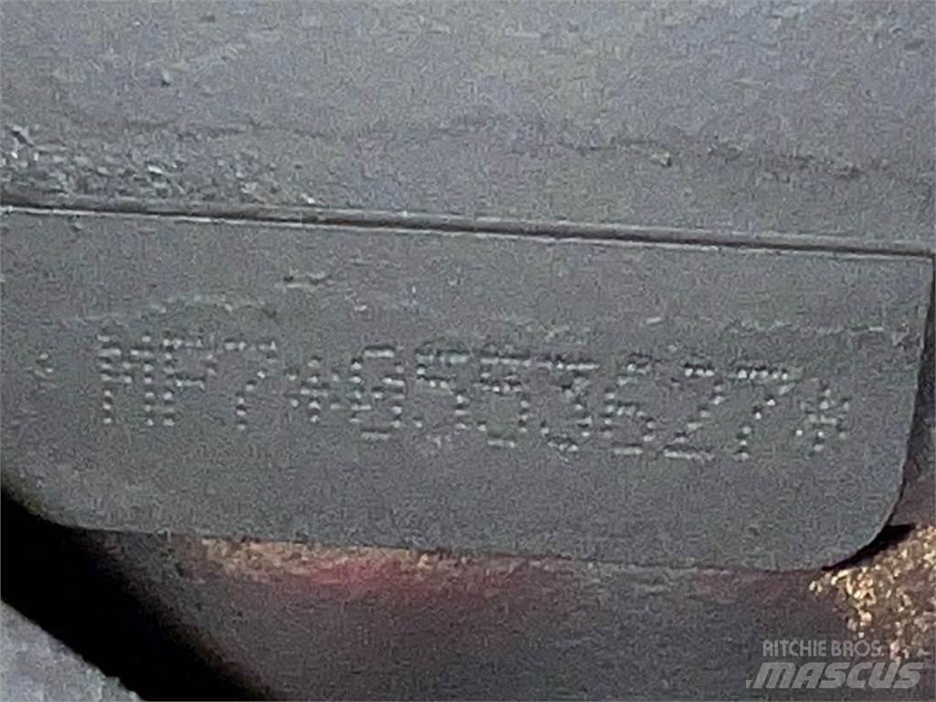 Mack MP7 Dzinēji