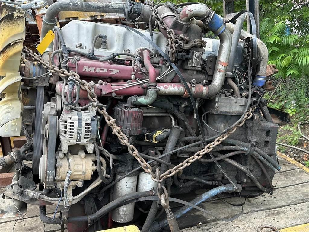 Mack MP7 Dzinēji