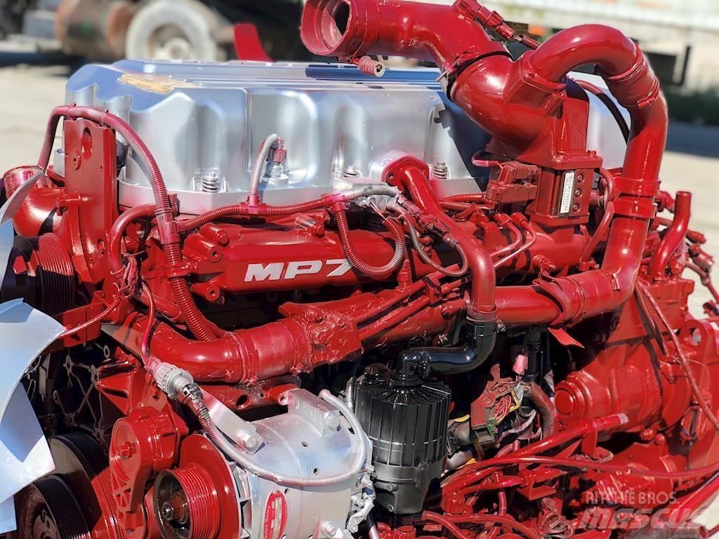 Mack MP7 Dzinēji