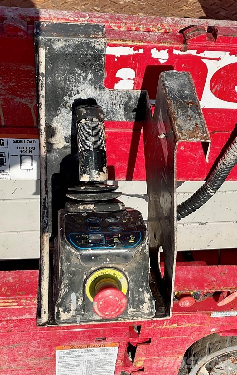 MEC 1930SE Šķerveida pacēlāji