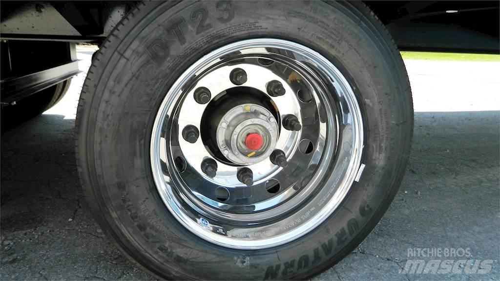 Pitts TA25 Zemie treileri